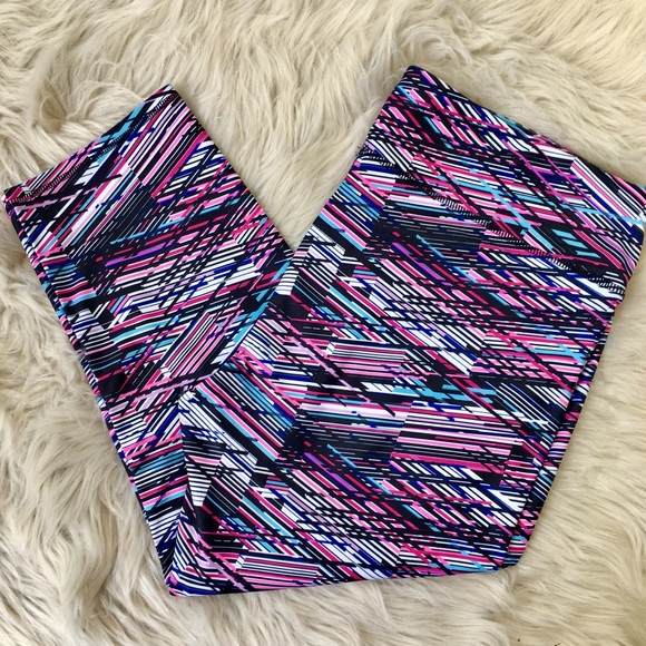 Fabletics Pants - Fabletics Multicolor Capri Leggings. XXL